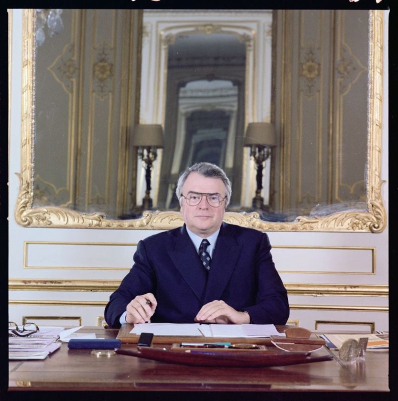 Pierre Mauroy à Matignon